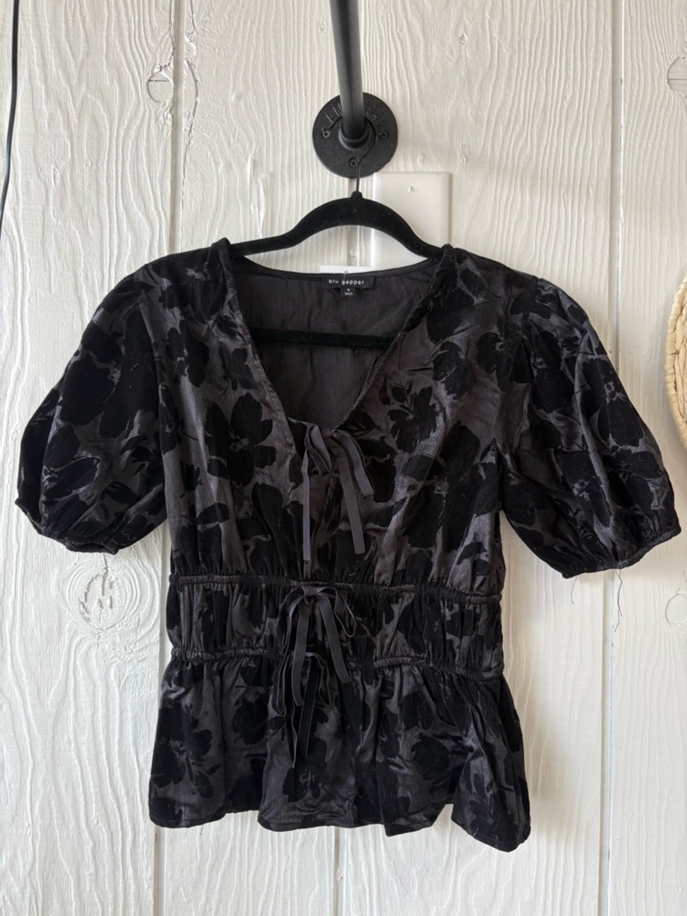 Blu Pepper Black Floral Velvet Tie-Neck Puff Sleeve Top